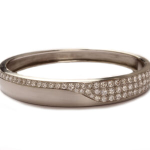 Armreif aus Platin mit Diamanten