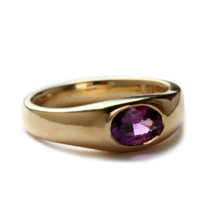 Ring in Gold mit Saphir