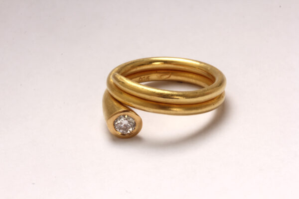 Ring in Gold mit Diamant