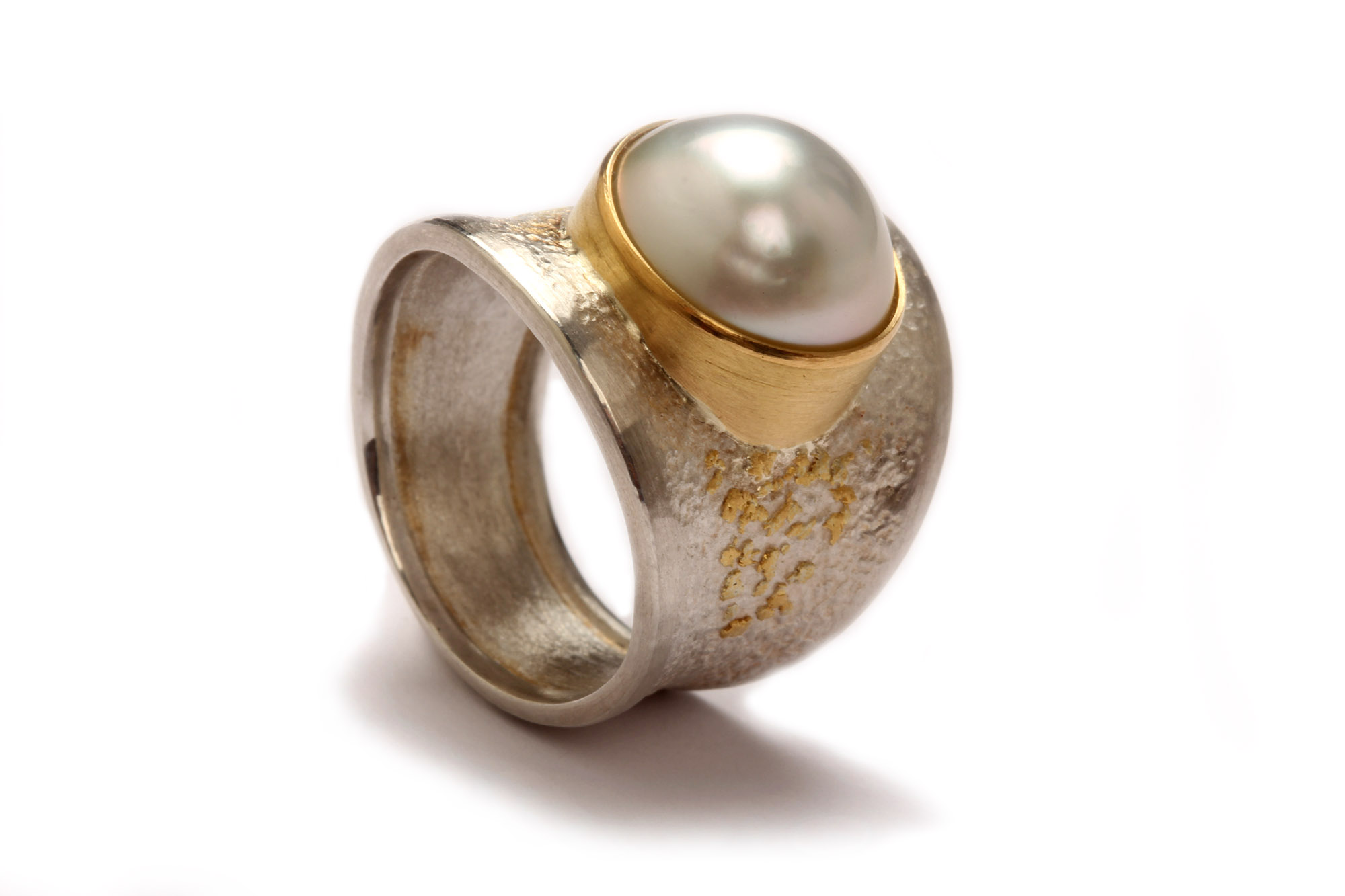 Ring in Silber mit Gold und Perle