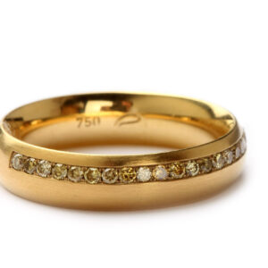 Memoire-Ring in Gold mit Diamanten