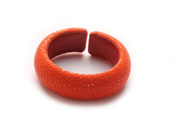 Rochenleder-Armspange, rot