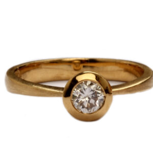 Ring in Gold mit Diamant