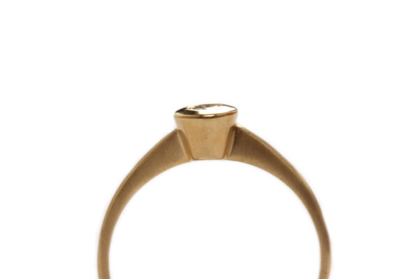 Ring in Gold mit Diamant