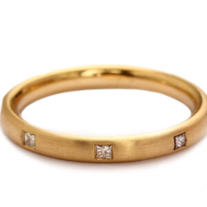 Ring in Gold mit Diamanten