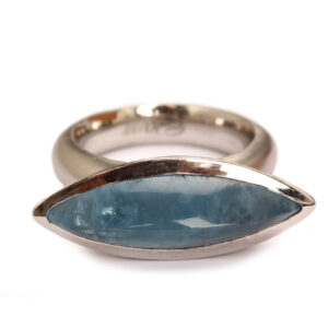 Ring in Platin mit Aquamarin