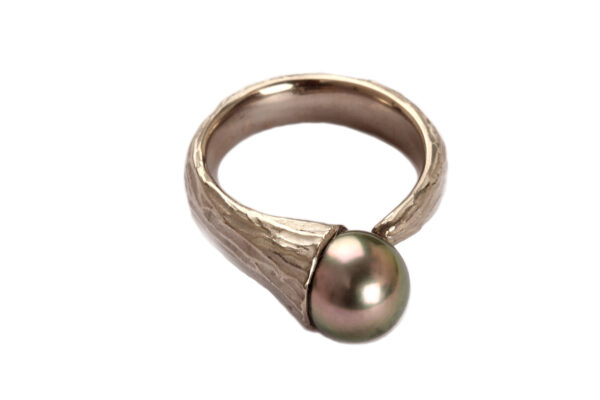 Ring in Palladium mit Perle